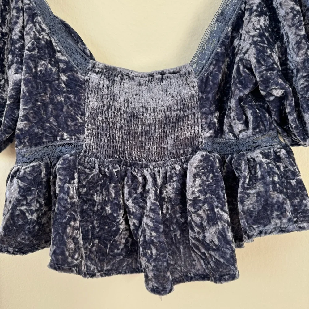 FREE PEOPLE Yours Truly Dark Blue Velvet Peplum Blouse Top Keyhole Cutout XS